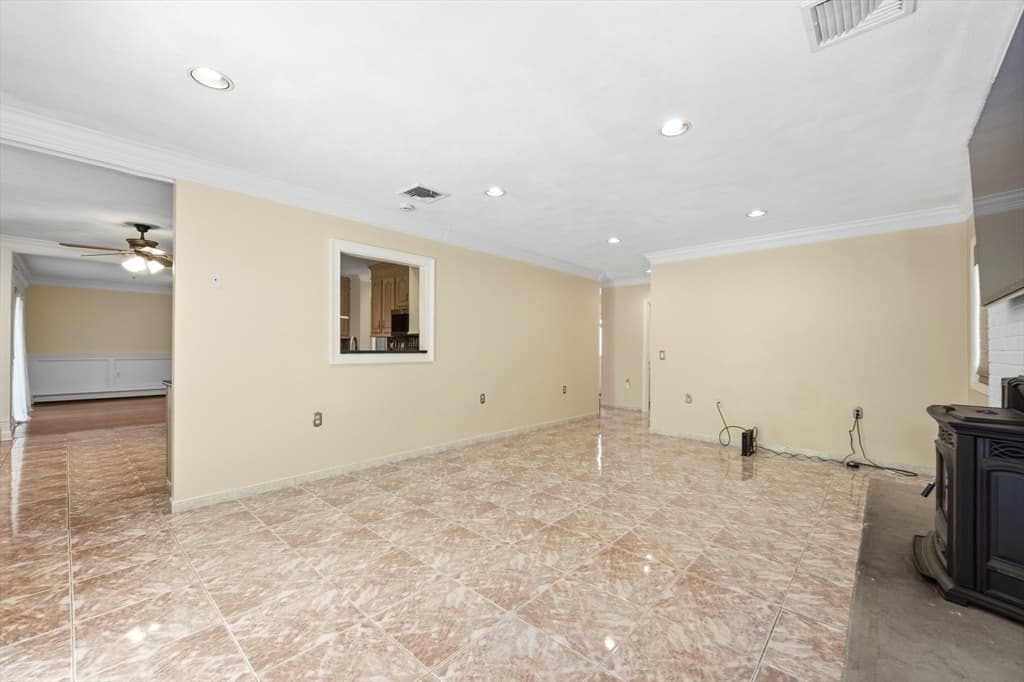 12 Parkway Dr, Saugus MA 01906 photo 27