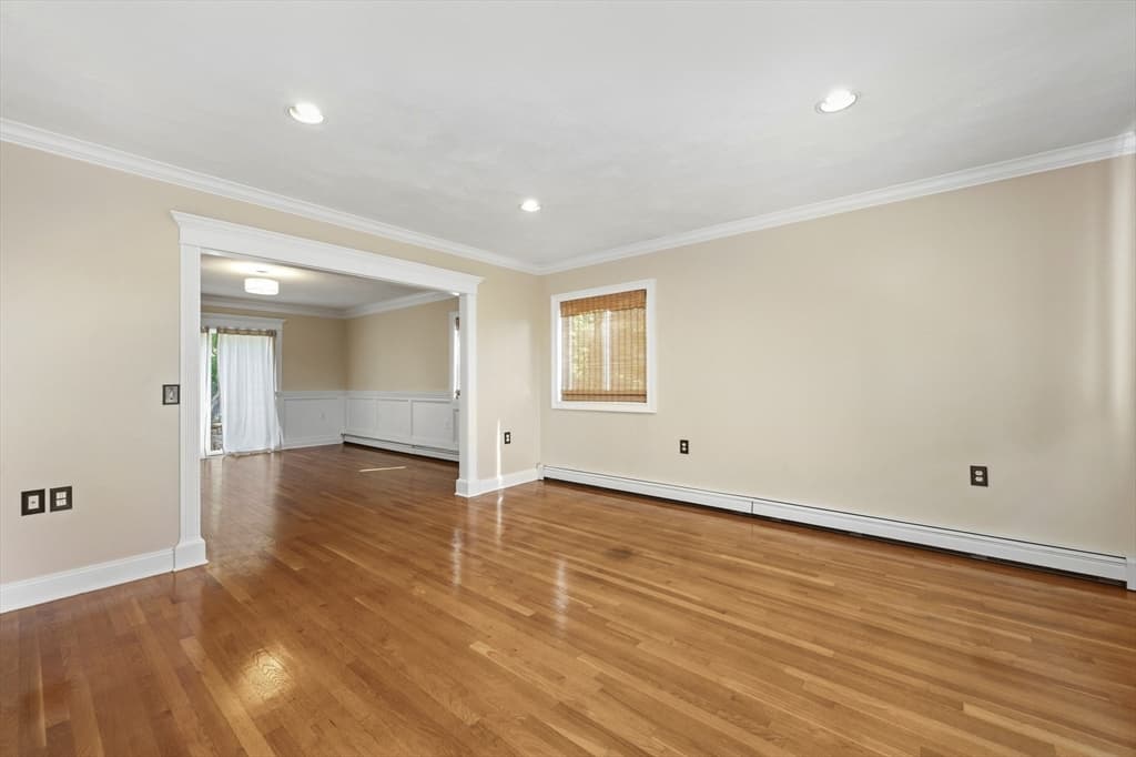 12 Parkway Dr, Saugus MA 01906 photo 22