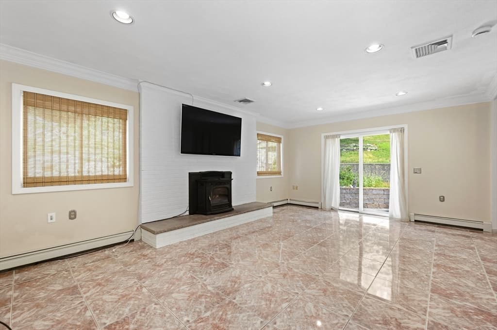 12 Parkway Dr, Saugus MA 01906 photo 28