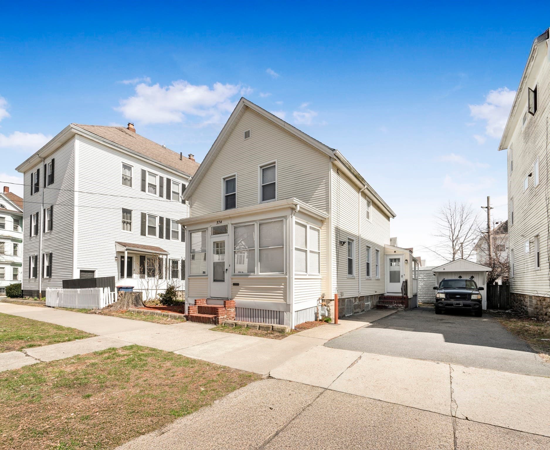 374 Ashley Blvd, New Bedford MA 02745