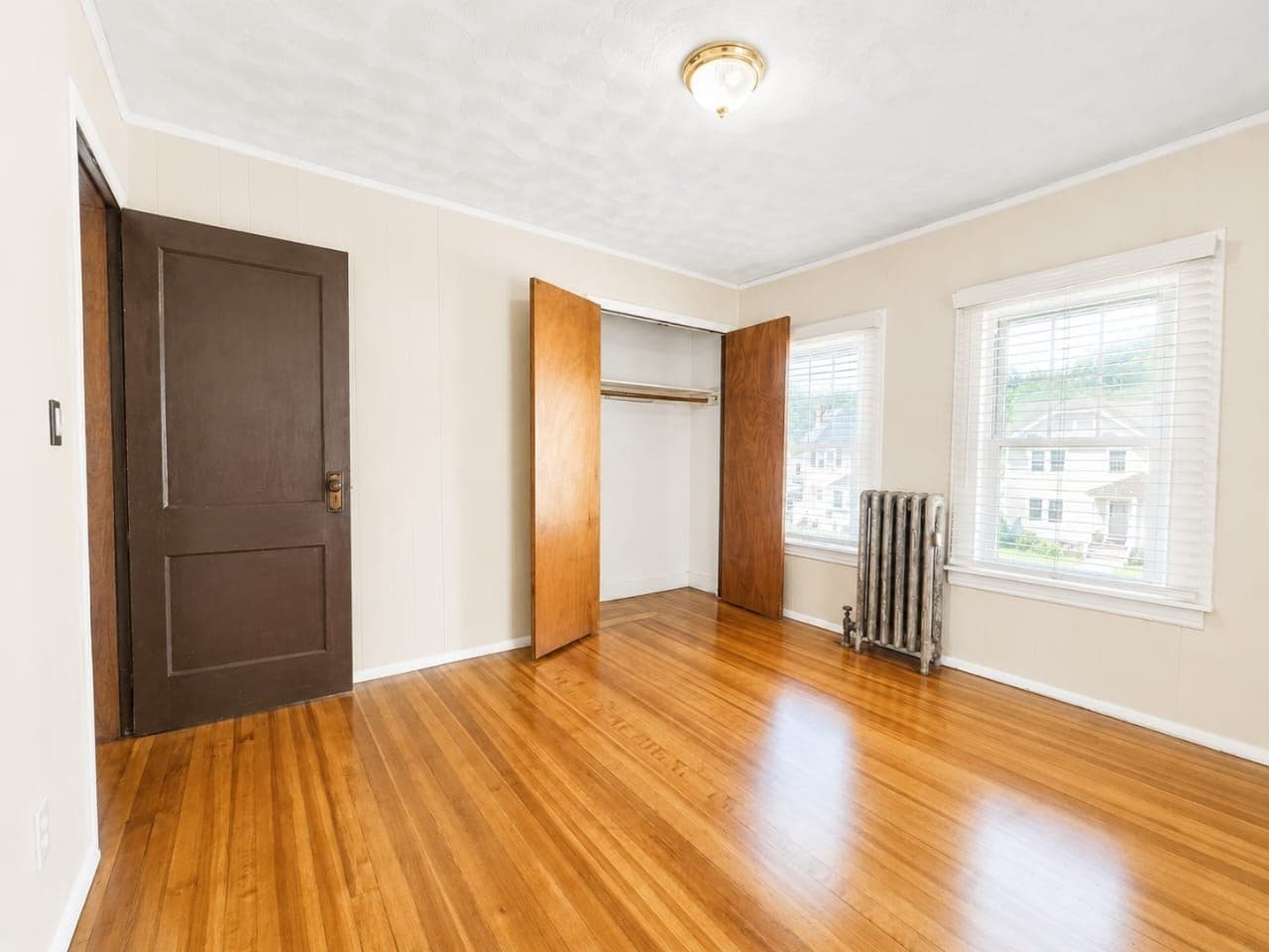 Single Family Residence at 147 Belvidere St, Springfield MA 01108, Springfield, photo 15 of 25