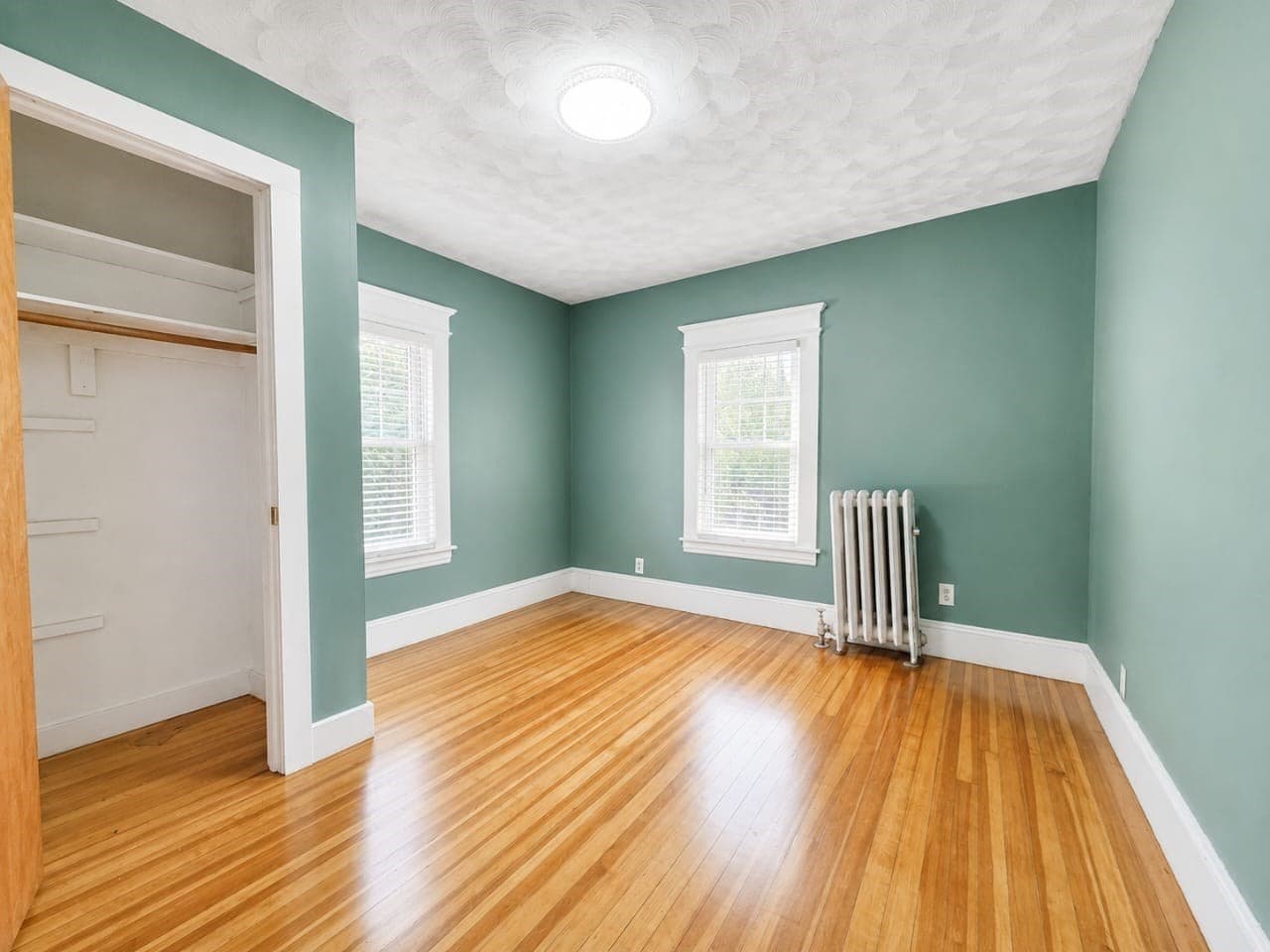 Single Family Residence at 147 Belvidere St, Springfield MA 01108, Springfield, photo 19 of 25