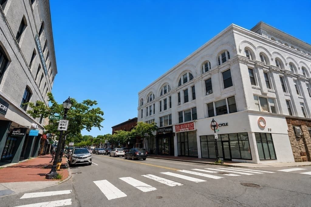 Condominium at 31 Pond St # 22, Waltham MA 02451, Waltham, photo 24 of 30
