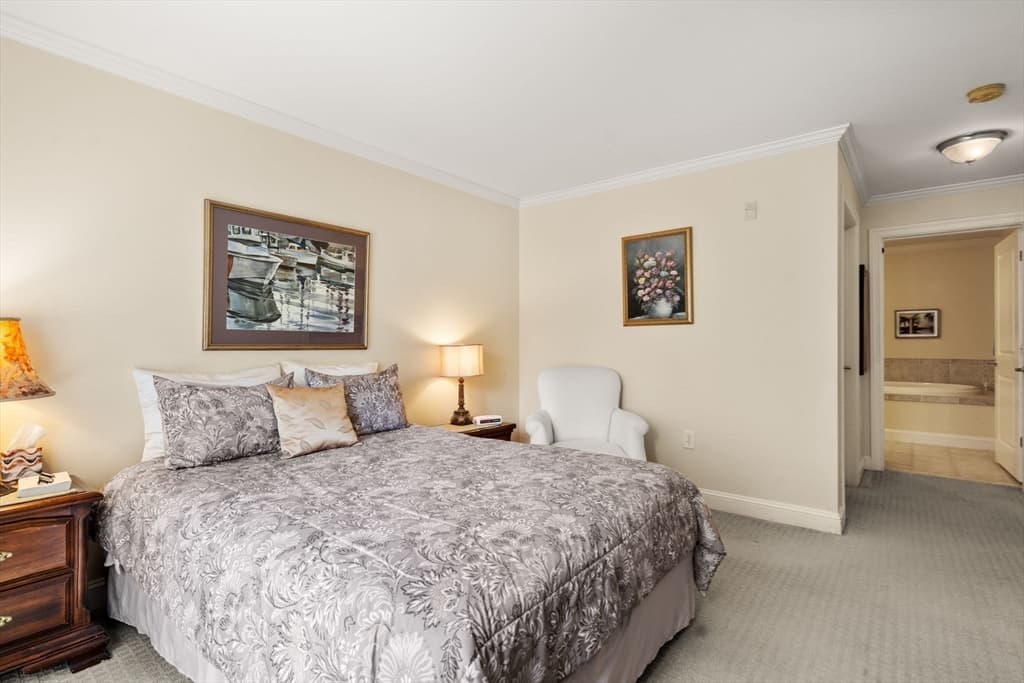 8 Crowninshield St # 212, Peabody MA 01960 photo 12