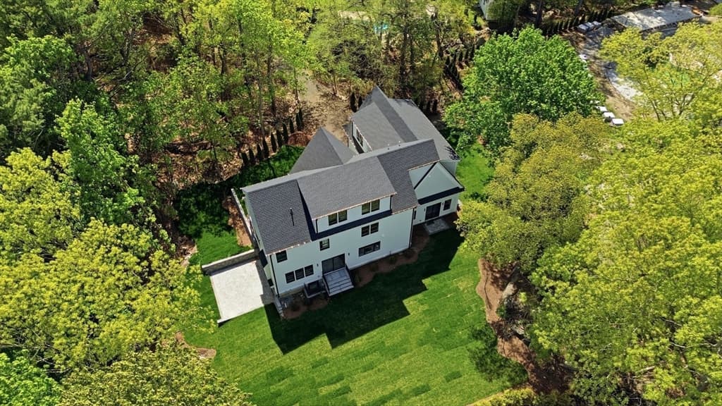 Single Family Residence at 60 Rear Lynnbrook Rd, Lynnfield MA 01940, Lynnfield, photo 31 of 40
