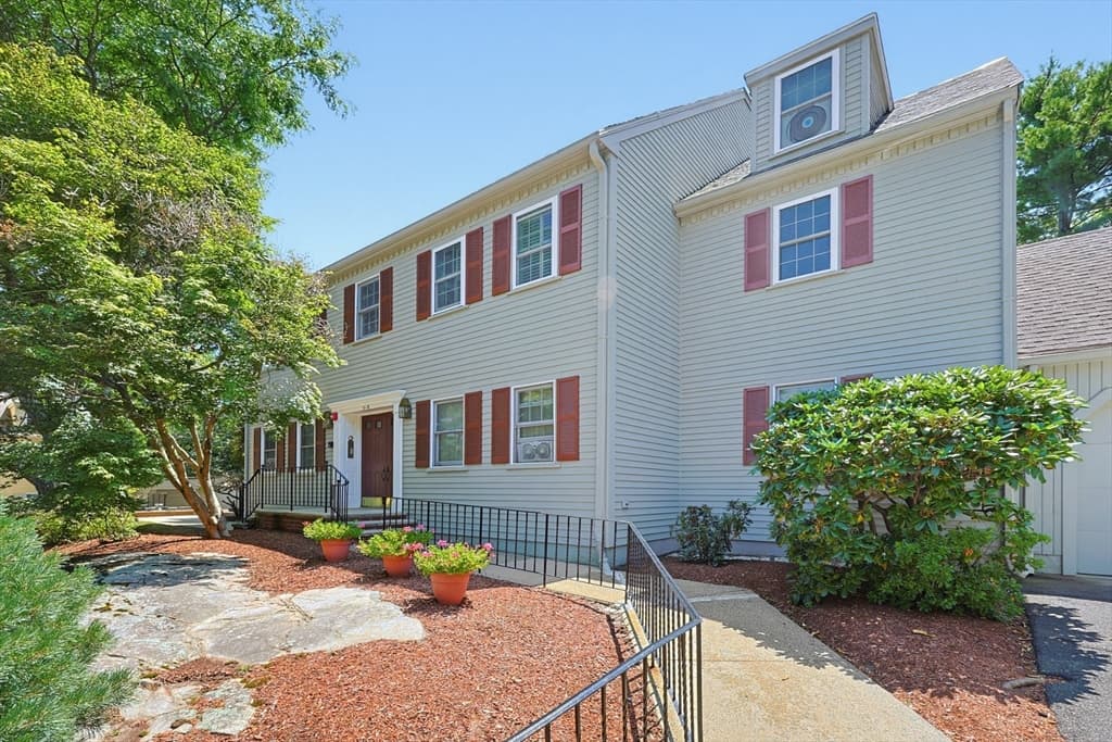 16 Valiant Way # 16, Salem MA 01970