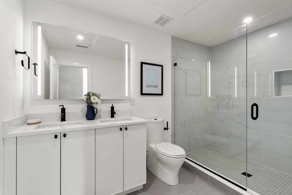 228 Washington Street # 4, Boston MA 02135 photo 11