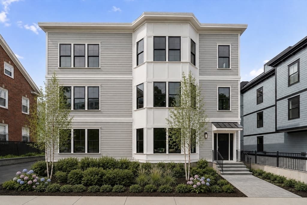 228 Washington Street # 2, Boston MA 02135