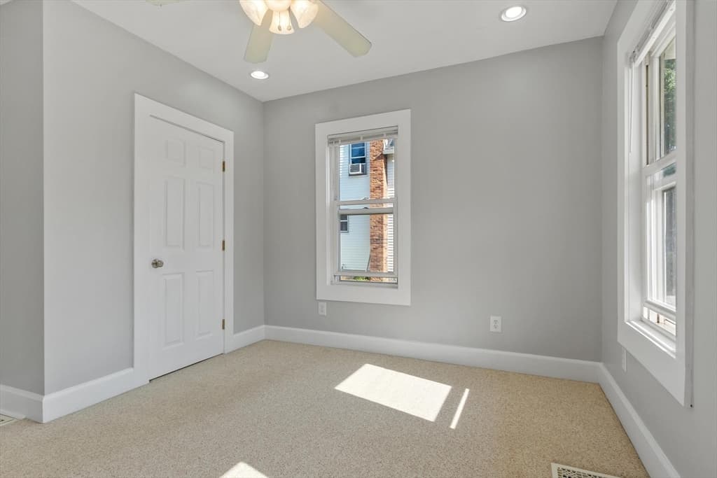 155 Pond St, Leominster MA 01453 photo 17