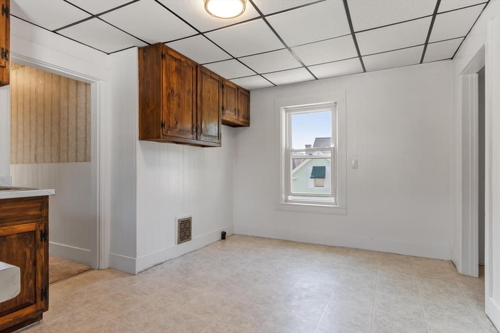 155 Pond St, Leominster MA 01453 photo 32