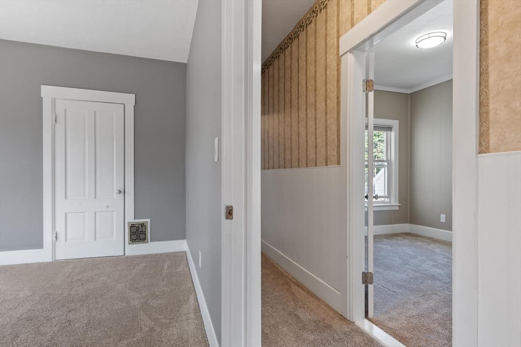 155 Pond St, Leominster MA 01453 photo 28
