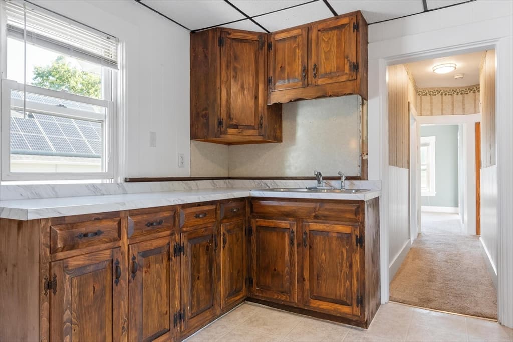 155 Pond St, Leominster MA 01453 photo 31