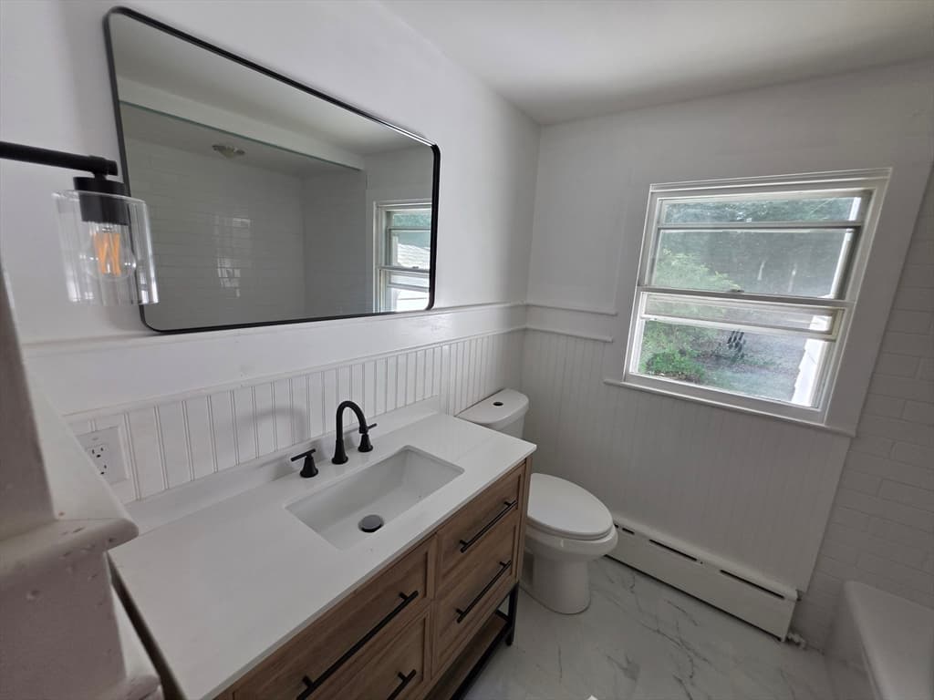 Single Family Residence at 20 Faulkner St, Westport MA 02790, Westport, photo 4 of 11