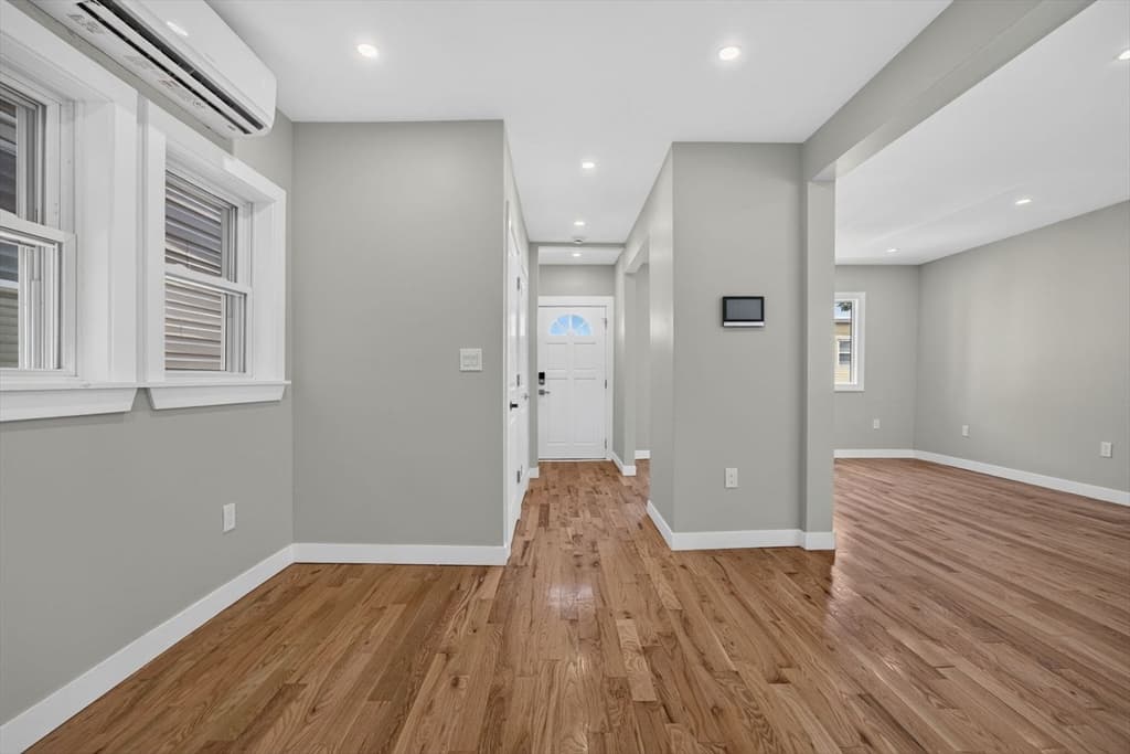 31 Wordsworth St, Boston MA 02128 photo 11