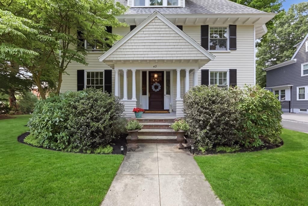42 Wildwood Street, Winchester MA 01890 photo 3