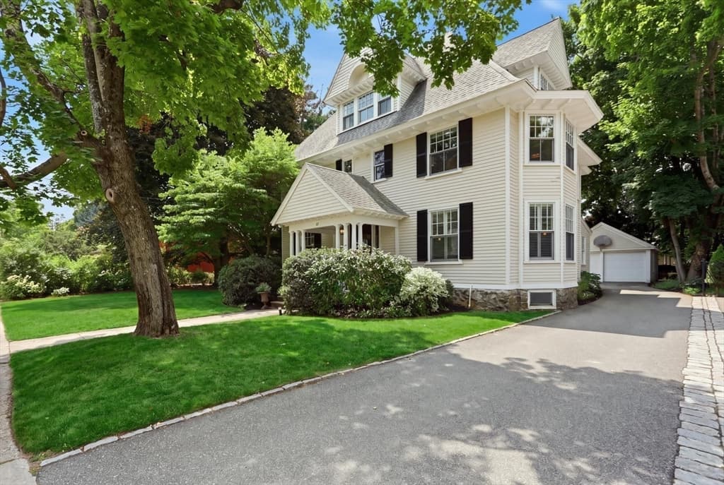 42 Wildwood Street, Winchester MA 01890 photo 4