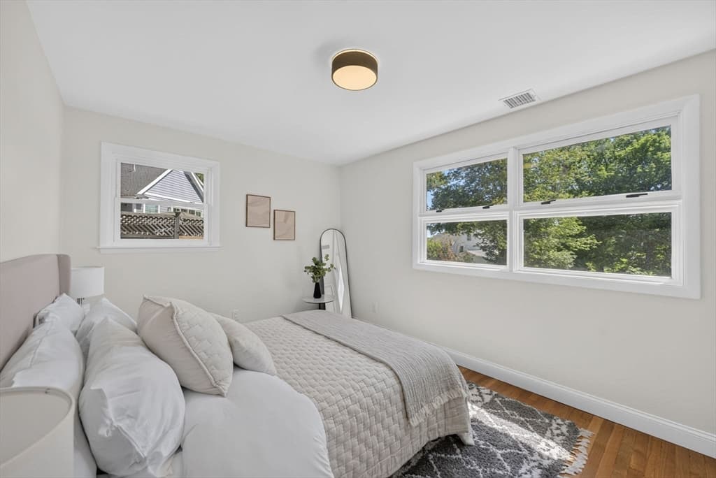 8 Everett St, Wakefield MA 01880 photo 14