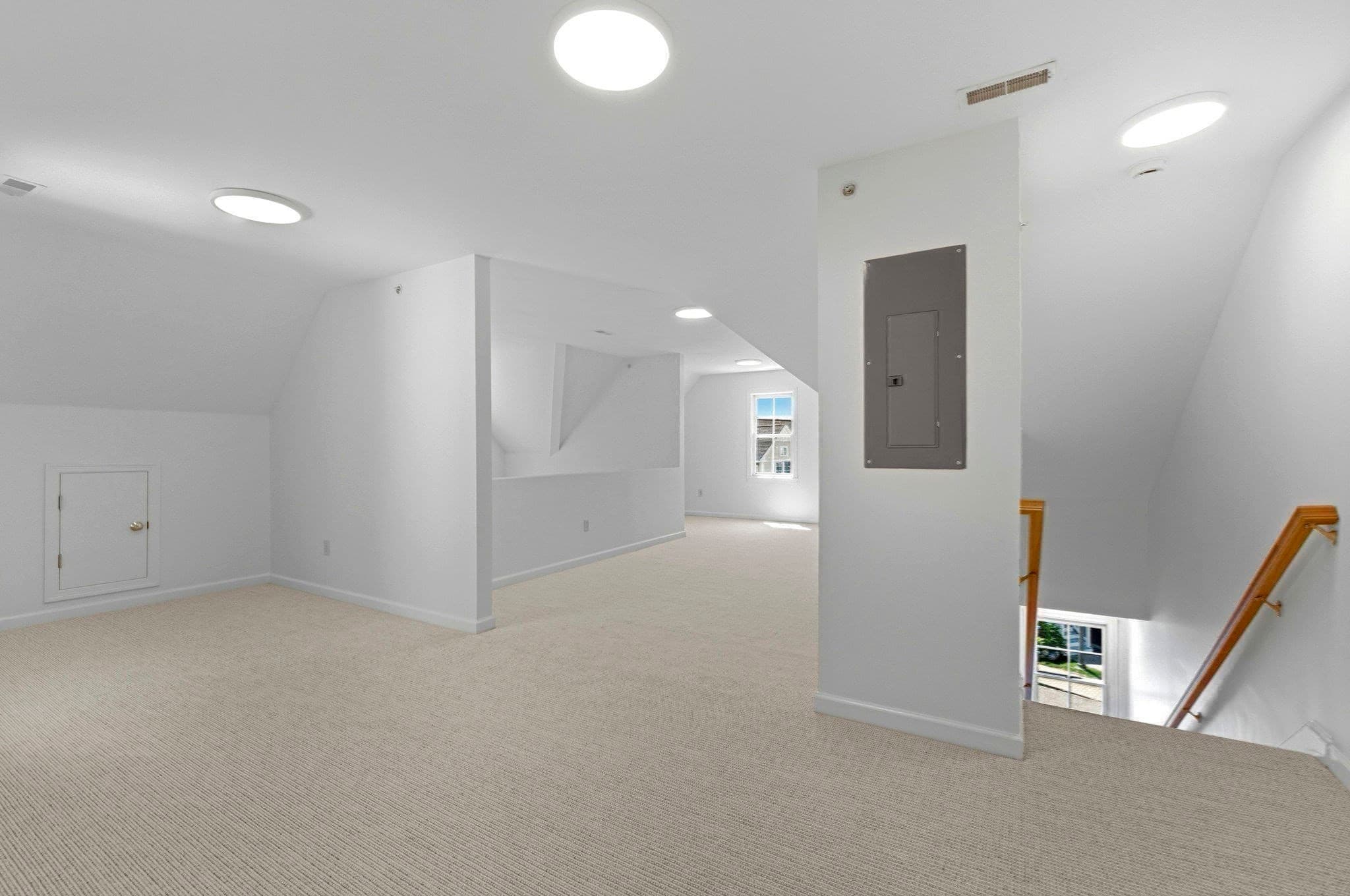 Condominium at 19 Russell Place # 19, Arlington MA 02474, Arlington, photo 9 of 17