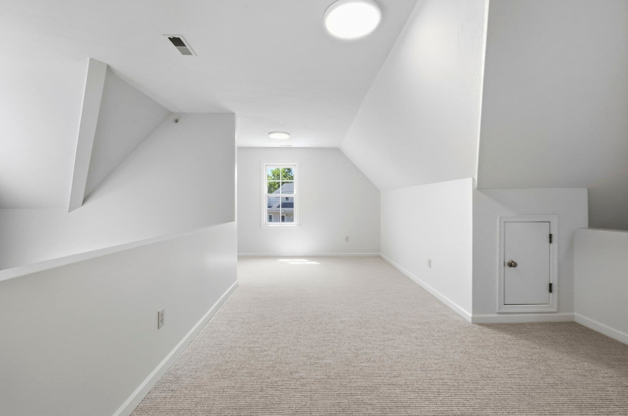 Condominium at 19 Russell Place # 19, Arlington MA 02474, Arlington, photo 15 of 17