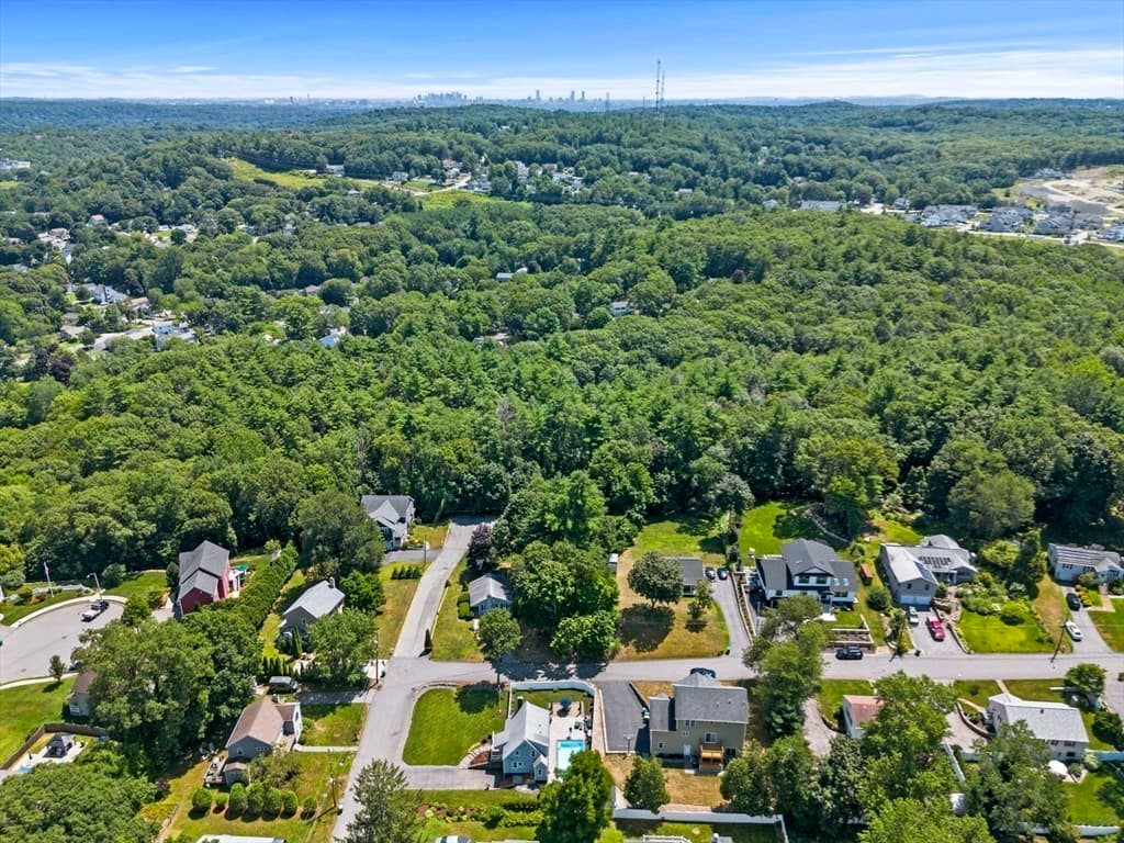 Single Family Residence at 1 Brook Rd, Woburn MA 01801, Woburn, photo 36 of 37