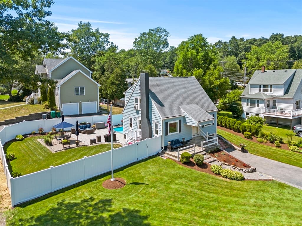 Single Family Residence at 1 Brook Rd, Woburn MA 01801, Woburn, photo 29 of 37
