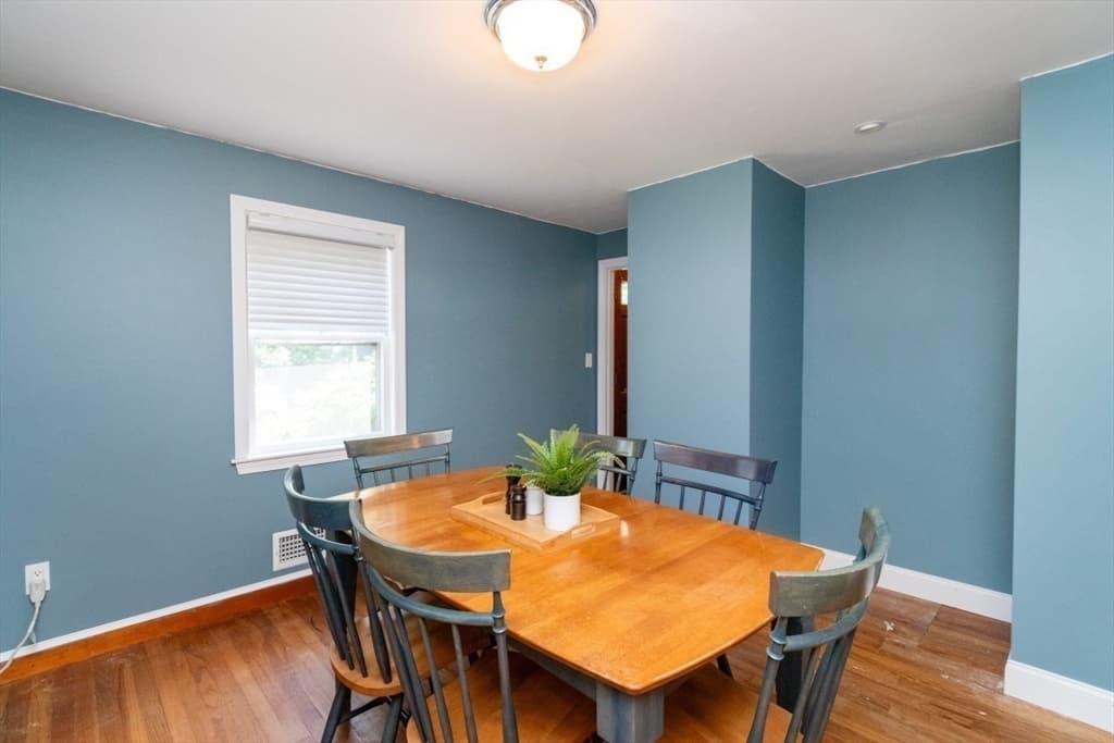 46 Conlyn Avenue, Franklin MA 02038 photo 8