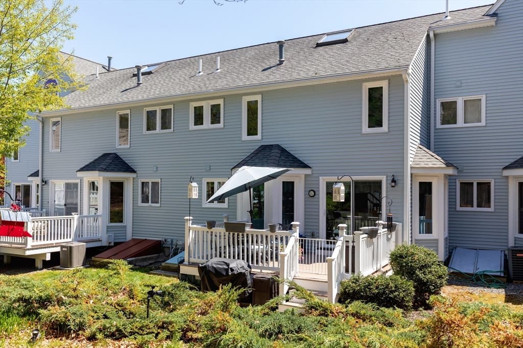 35 Pilgrim Village Road # 402, Taunton MA 02780 photo 27