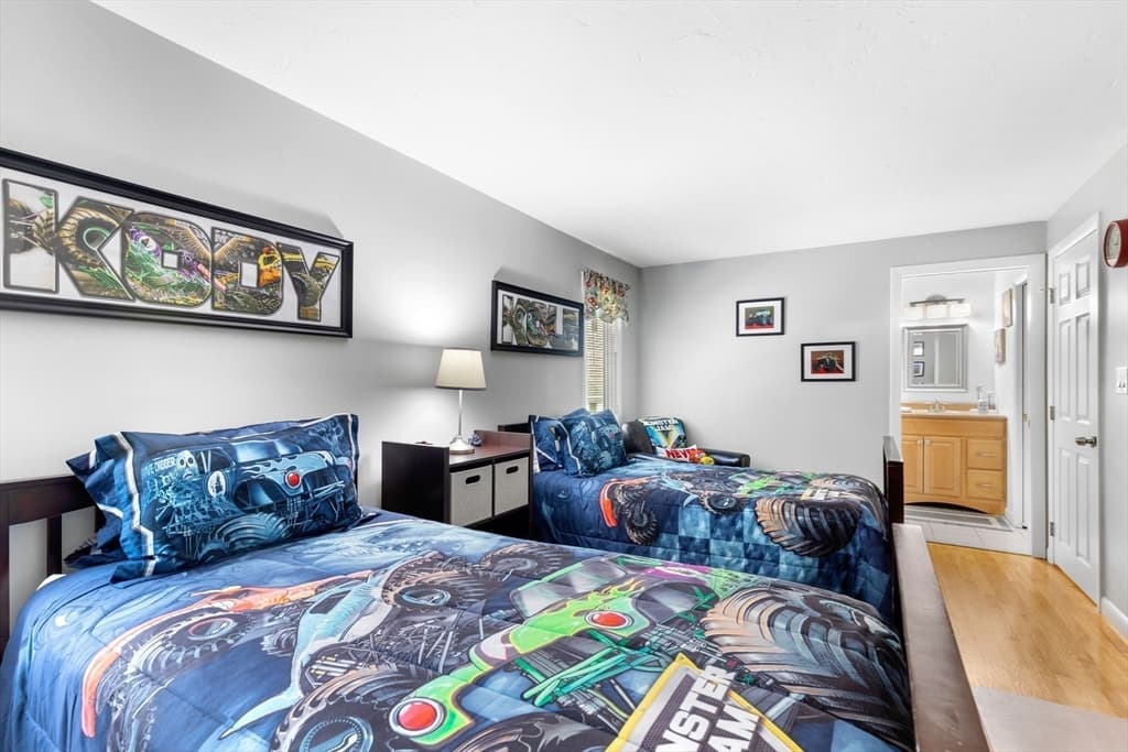 35 Pilgrim Village Road # 402, Taunton MA 02780 photo 22