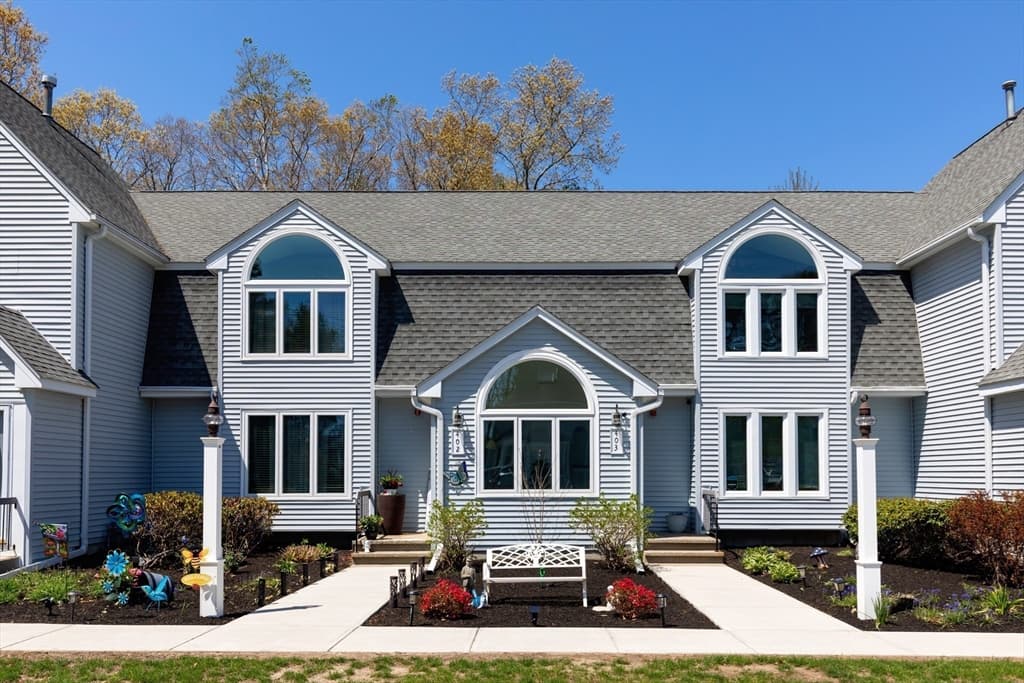 35 Pilgrim Village Road # 402, Taunton MA 02780 photo 24