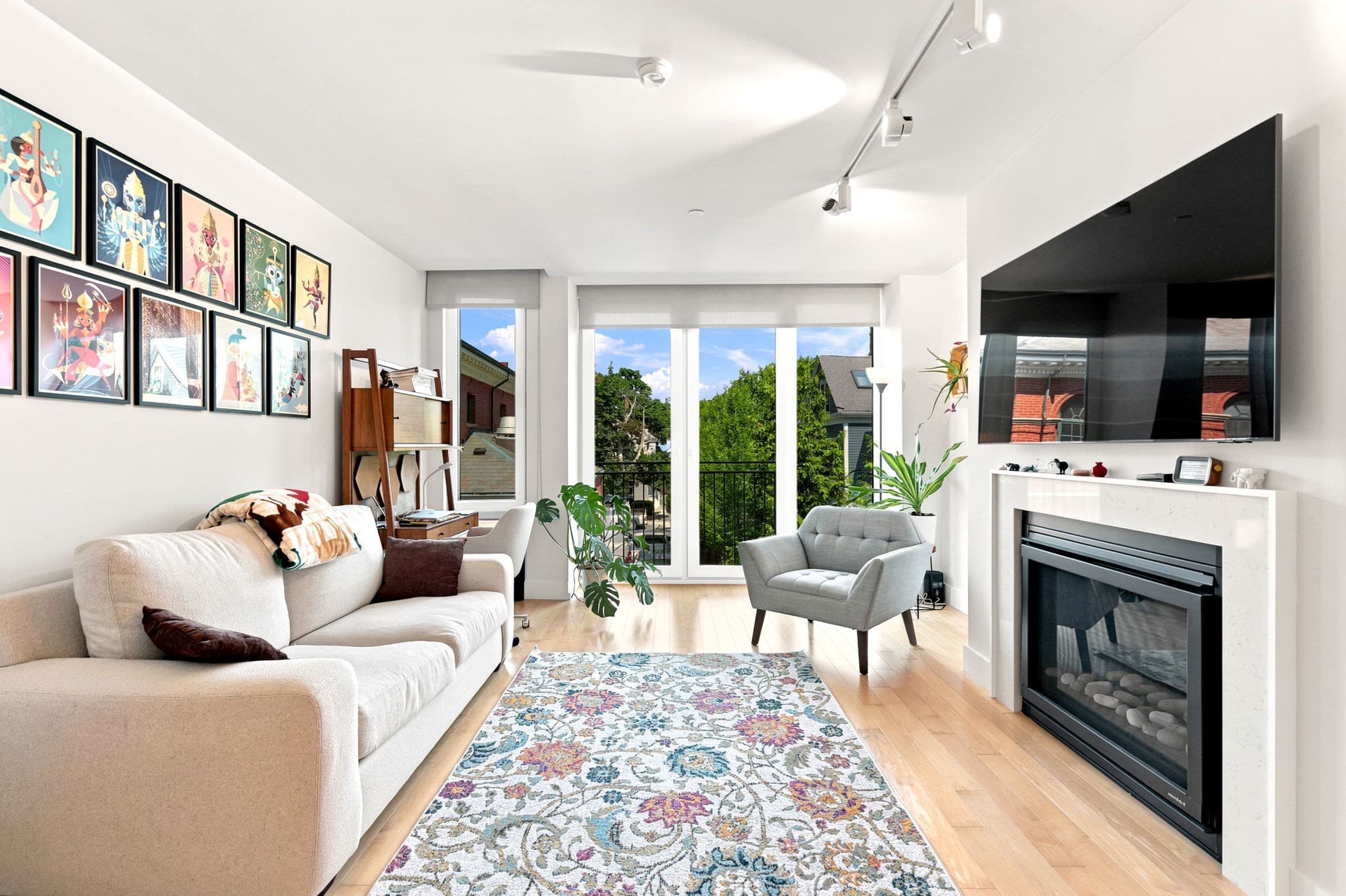 Condominium at 7 Beech St # 219, Cambridge MA 02140, Cambridge, photo 2 of 26