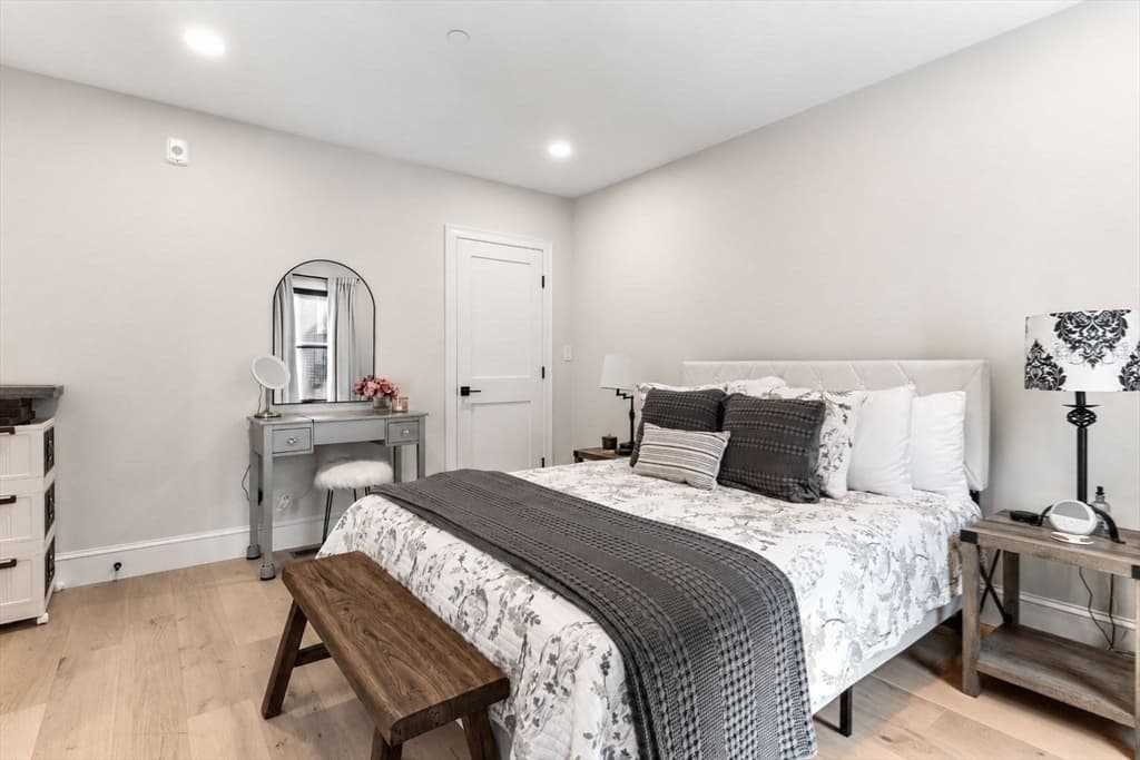 82 Endicott Street # 3, Boston MA 02113 photo 19