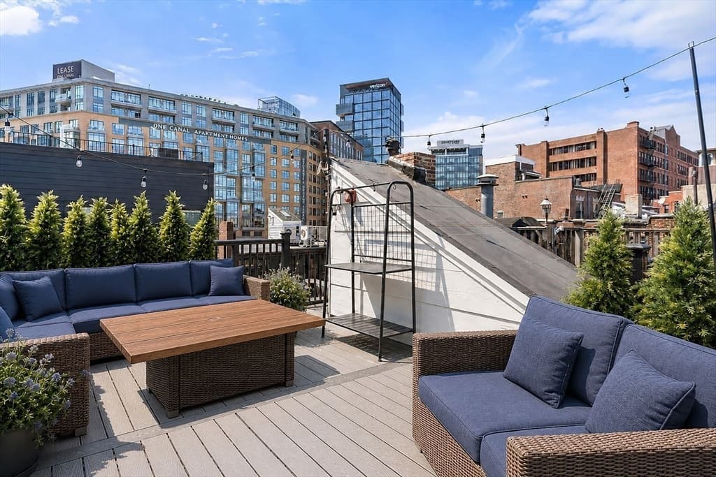 82 Endicott Street # 3, Boston MA 02113 photo 25