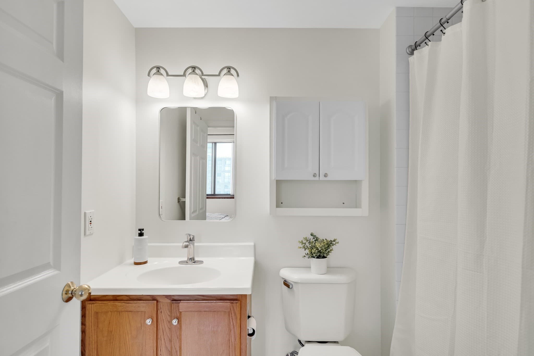 Condominium at 169 Monsignor Obrien Hwy # 715, Cambridge MA 02141, Cambridge, photo 17 of 41