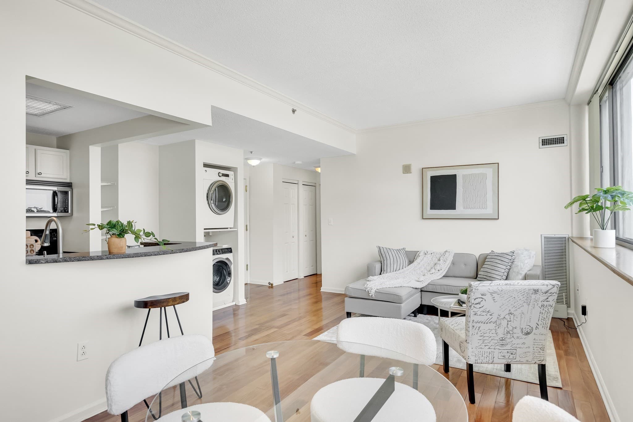 Condominium at 169 Monsignor Obrien Hwy # 715, Cambridge MA 02141, Cambridge, photo 5 of 41