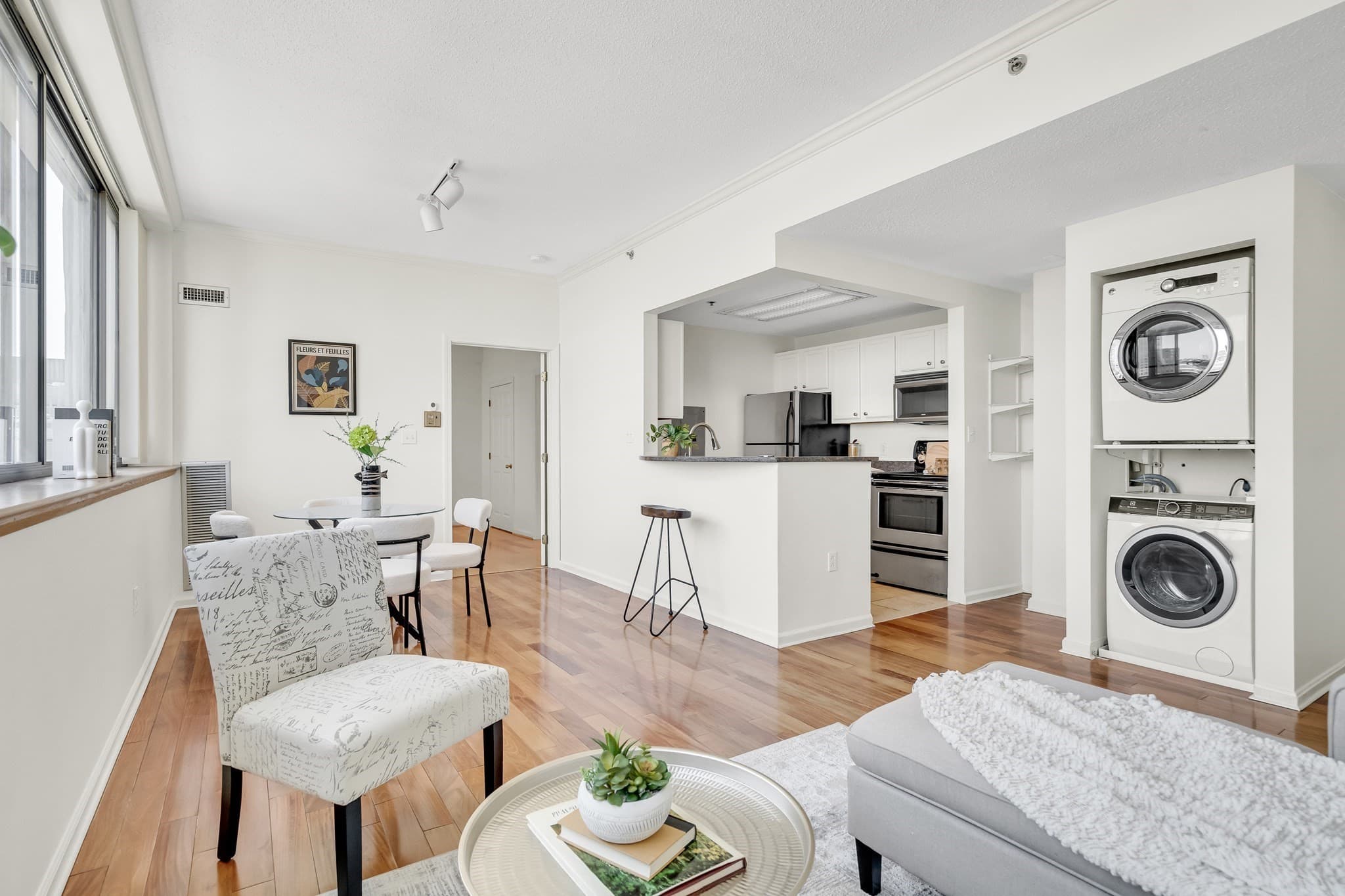 Condominium at 169 Monsignor Obrien Hwy # 715, Cambridge MA 02141, Cambridge, photo 4 of 41