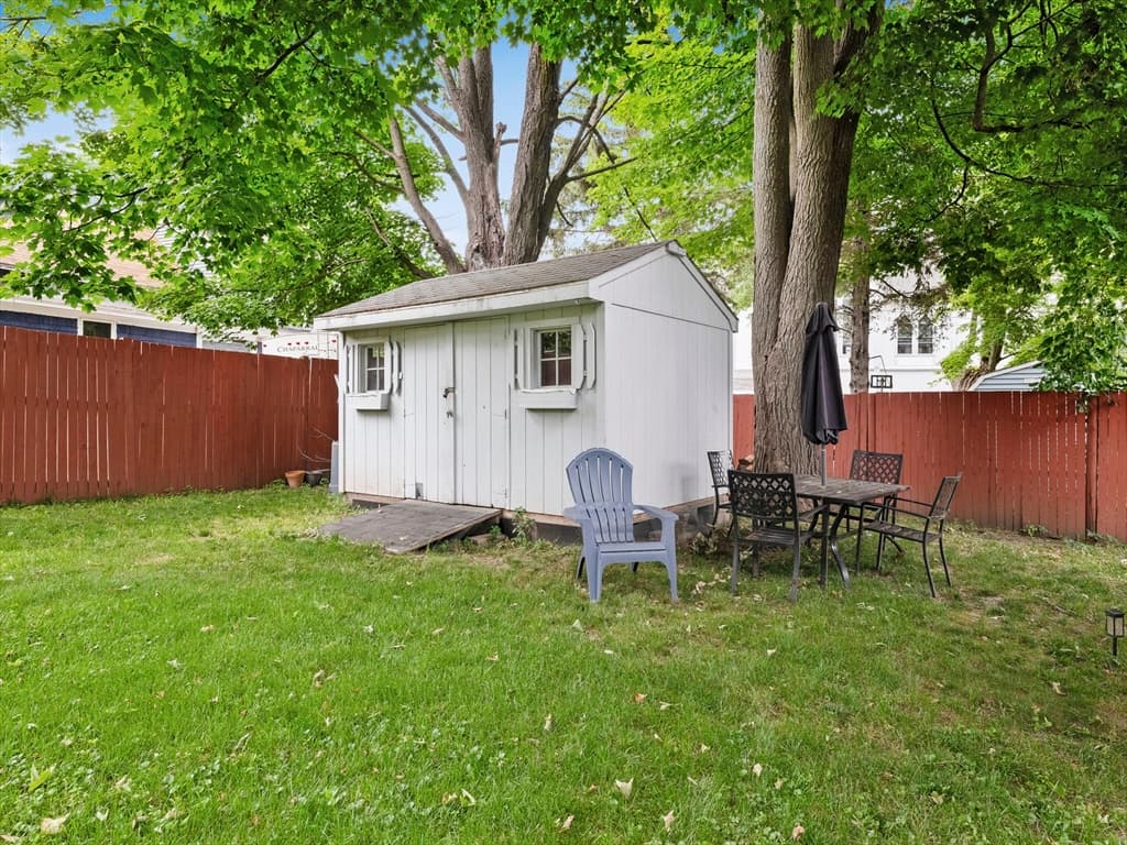 Condominium at 17 Andover St # 2, Georgetown MA 01833, Georgetown, photo 12 of 12
