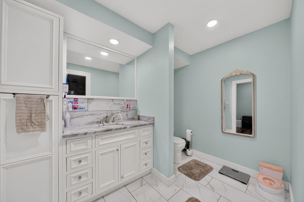 24 Mayflower Drive, Plymouth MA 02360 photo 34