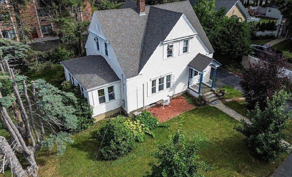 22 Bluff Ave, Fitchburg MA 01420