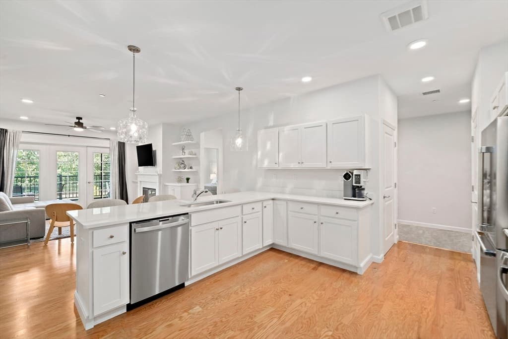 60 Coppersmith Way # 303, Canton MA 02021 photo 3