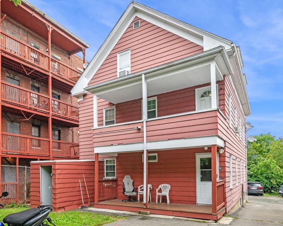 15 1/2 Palmer, Salem MA 01970 photo 3