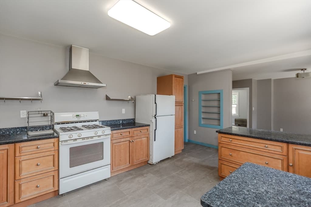 147 Smith St, North Attleboro MA 02760 photo 6