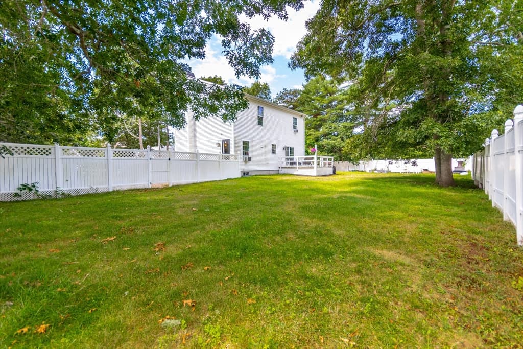 8 Hampden Rd, Falmouth MA 02536 photo 27