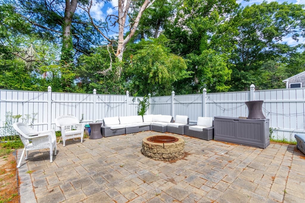 8 Hampden Rd, Falmouth MA 02536 photo 28