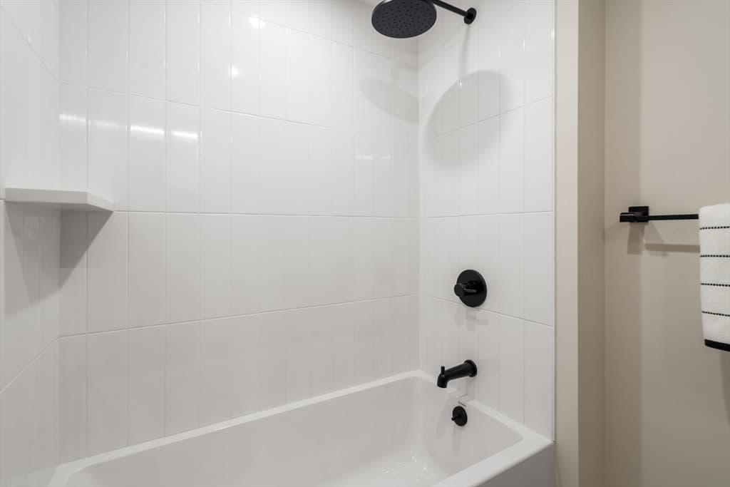 100 Lincoln Street # 408, Boston MA 02135 photo 27