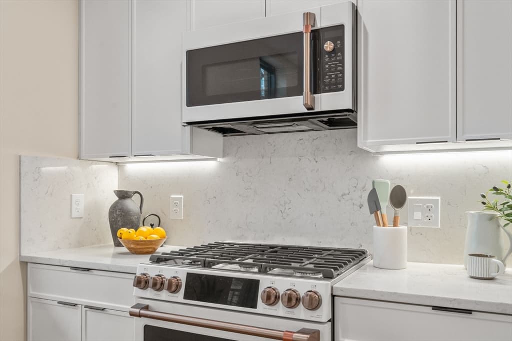 100 Lincoln Street # 408, Boston MA 02135 photo 22
