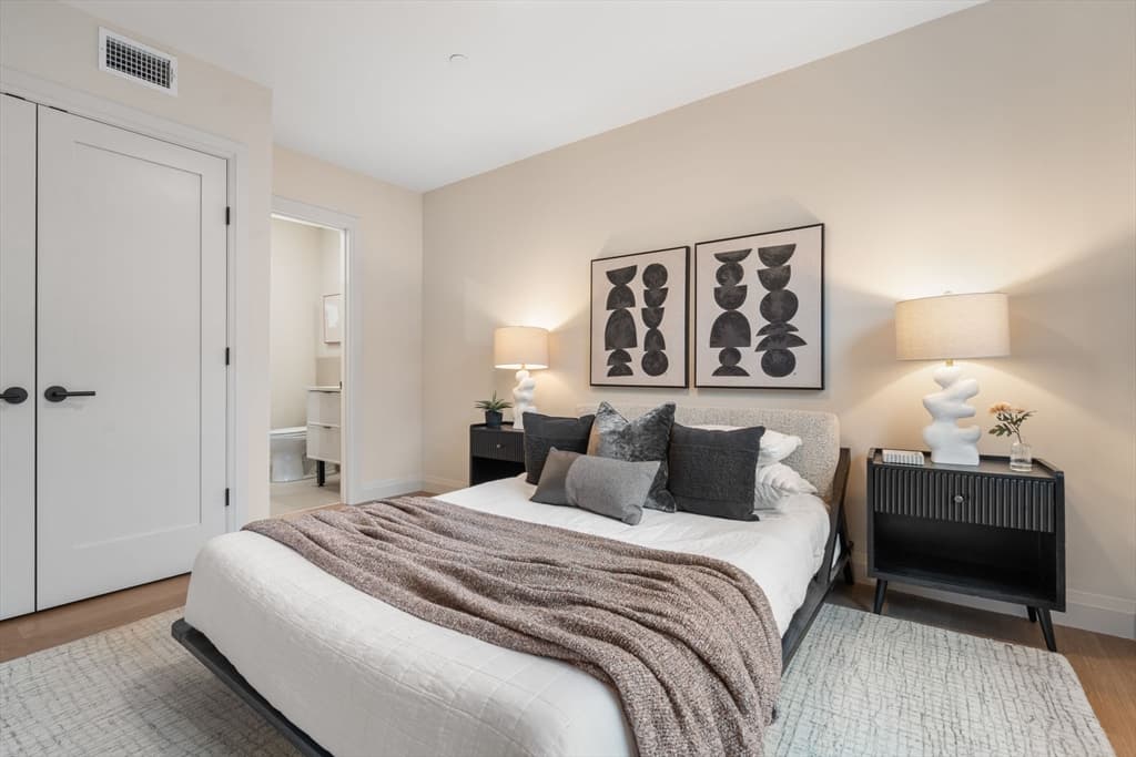 100 Lincoln Street # 408, Boston MA 02135 photo 32