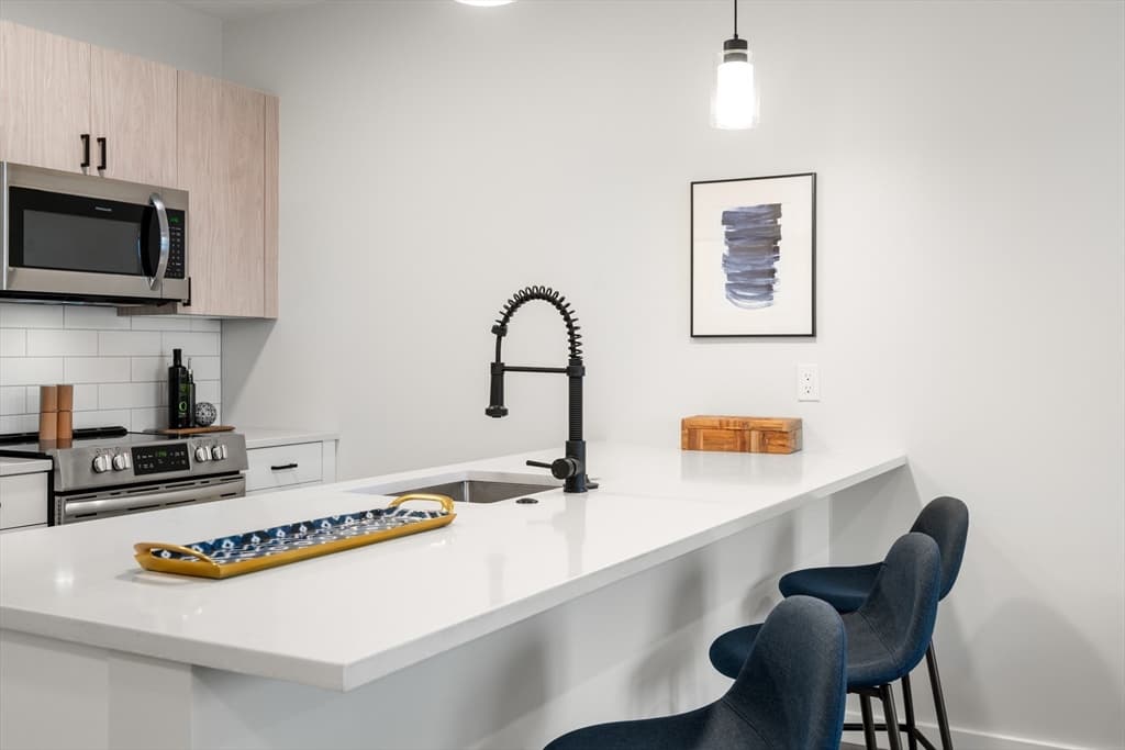 10 Somerset # 305, Winthrop MA 02152 photo 7