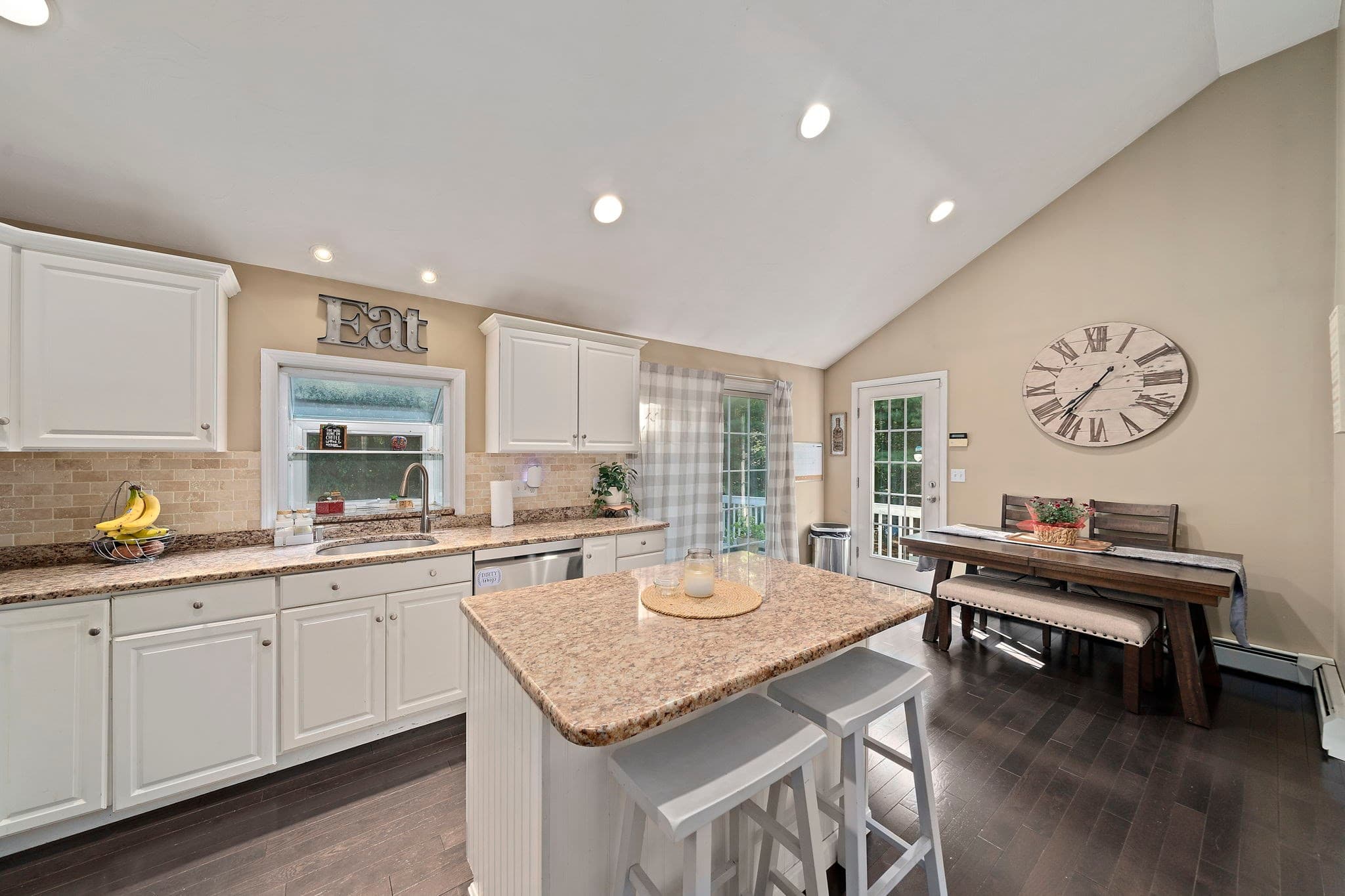Single Family Residence at 13 Church, Berkley MA 02779, Berkley, photo 5 of 23