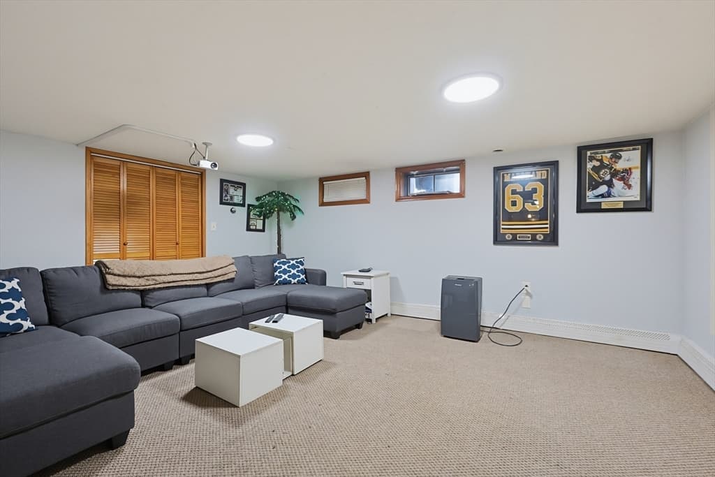 407 Ralph Talbot St, Weymouth MA 02190 photo 27