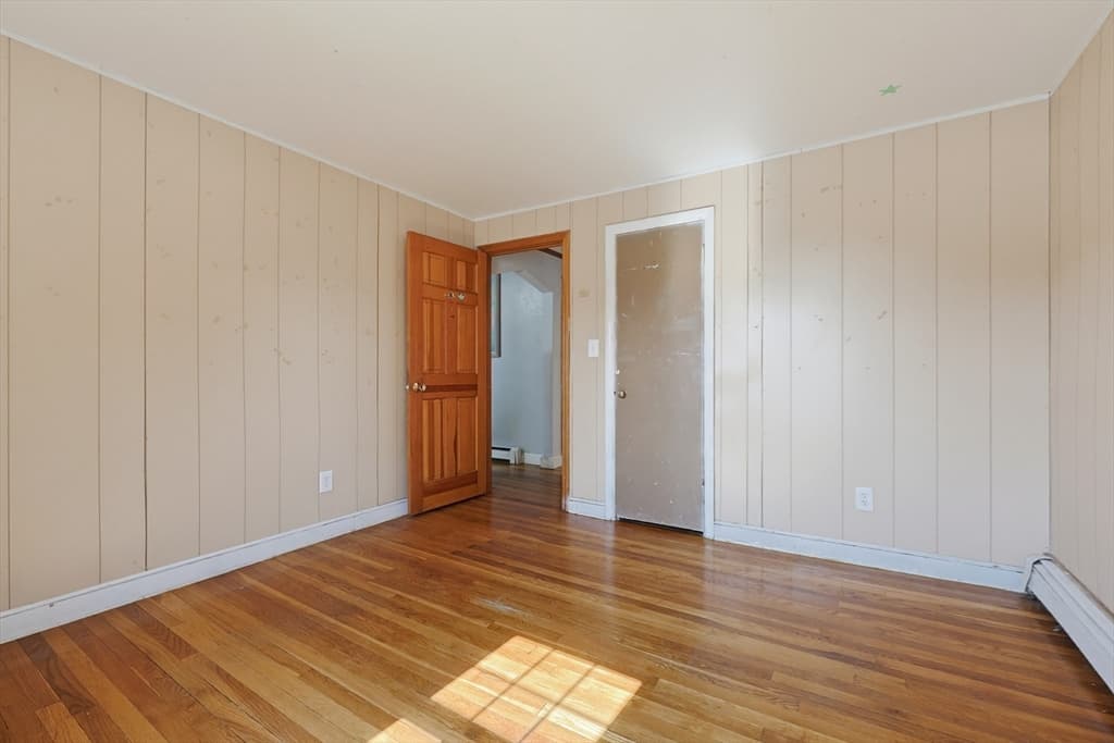 407 Ralph Talbot St, Weymouth MA 02190 photo 9